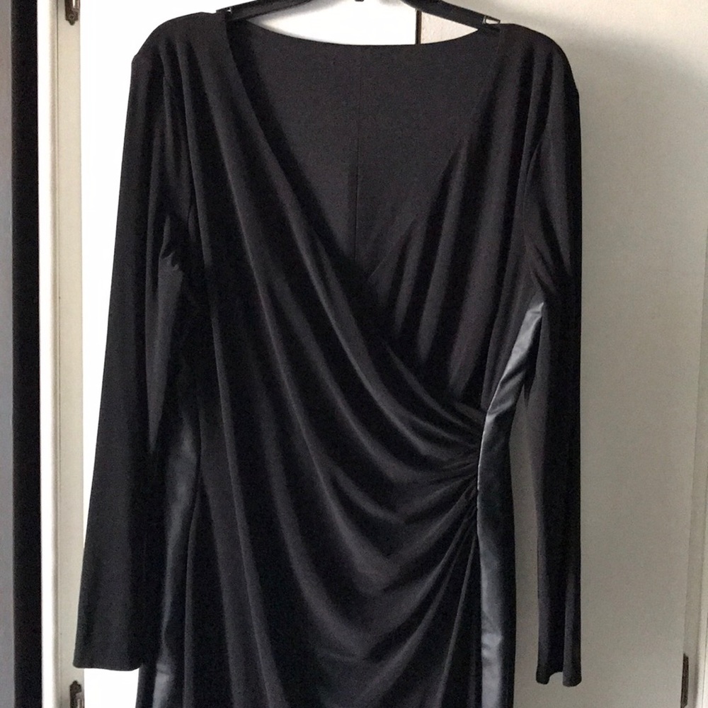 Black long sleeve dress